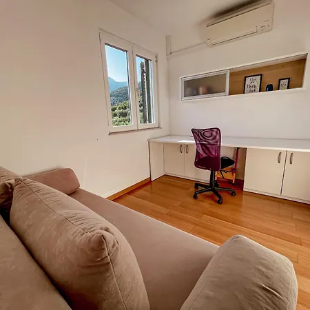 Apartment Stunning View Bol