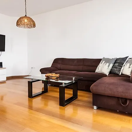 Apartment Stunning View Bol